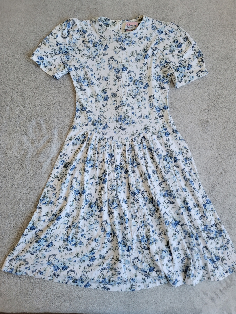 Floral Blue and White Midi Dress - Short Sleeve